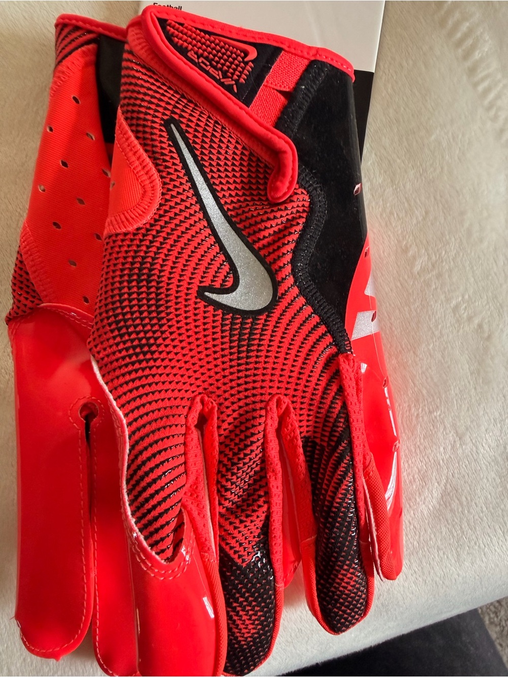 Nike Vapor Jet Gloves - Bright Red and Black - Picture 6 of 7